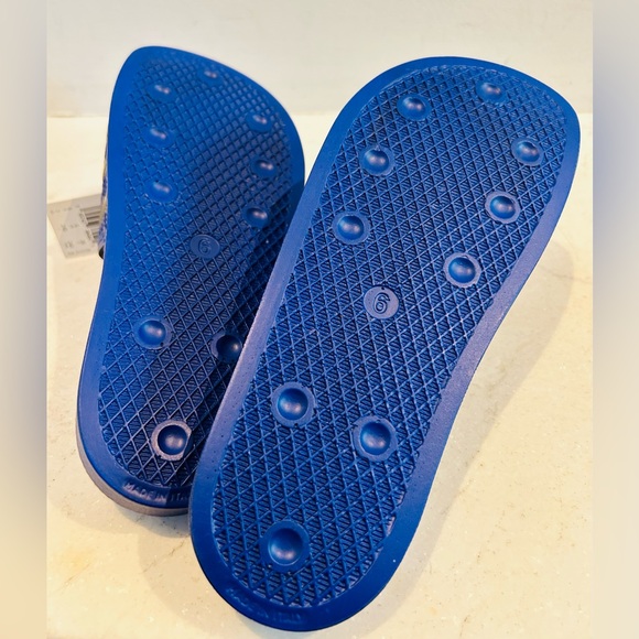 New with tags Adidas Adilette blue and black slides. Size 7 USA women’s - Picture 7 of 8
